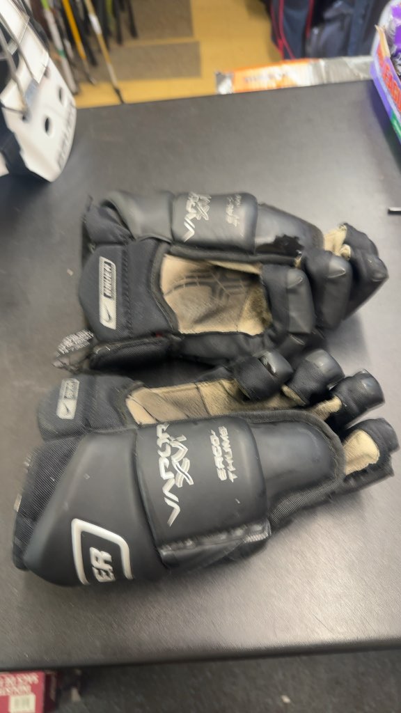 Nike Bauer Vapor XVI Hockey Gloves Used 14" Black