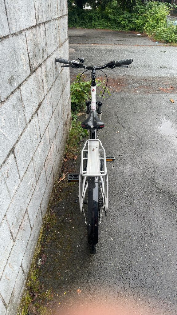 Norco Citadel Hybrid Bike White/Silver Used Small