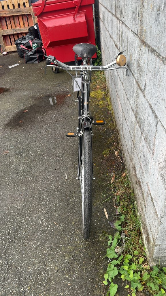 Raleigh Cruiser Bike Tourist Black Good Condition 28"
An absolute classic!!!! Those who know know