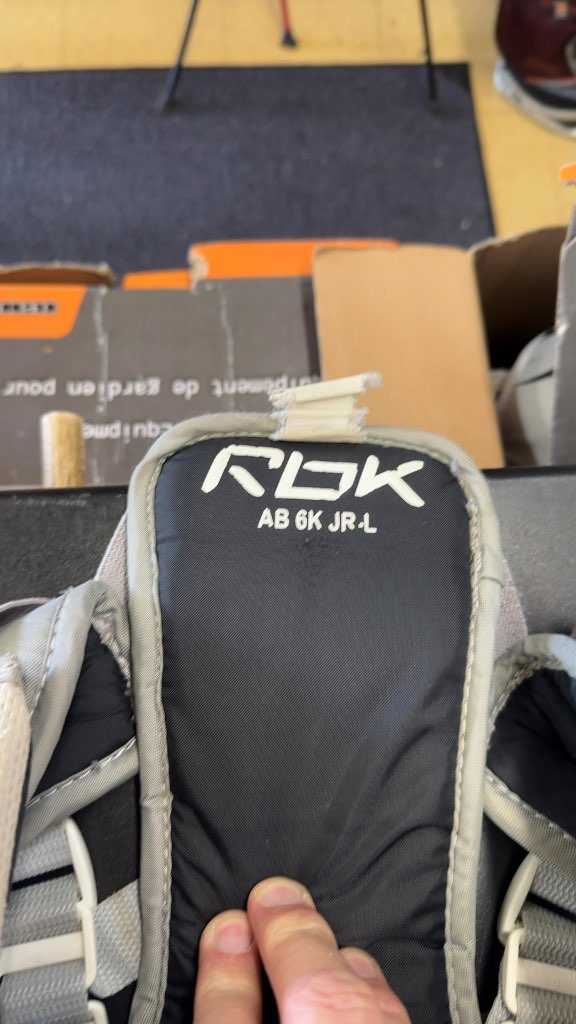 RBK AB 6K Goalie Chest & Arm Protector Used Junior Large