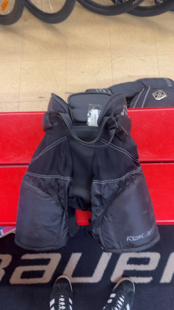 Reebok 5K Junior Hockey Pants Black Size Large