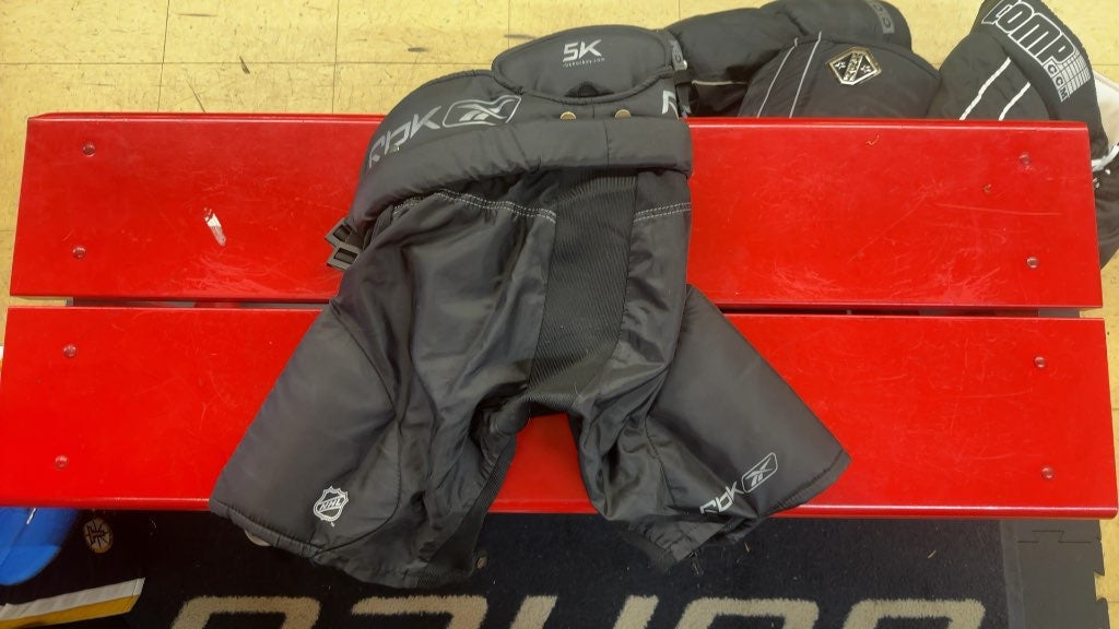Reebok 5K Junior Hockey Pants Black Size Large