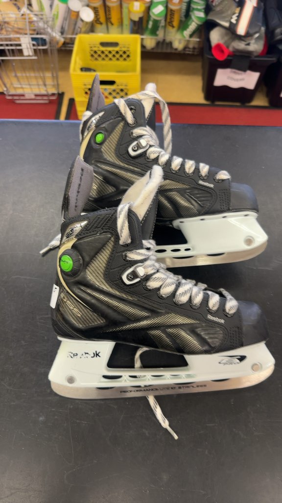 Reebok 6K Pump DSS Hockey Skates Used Size 5