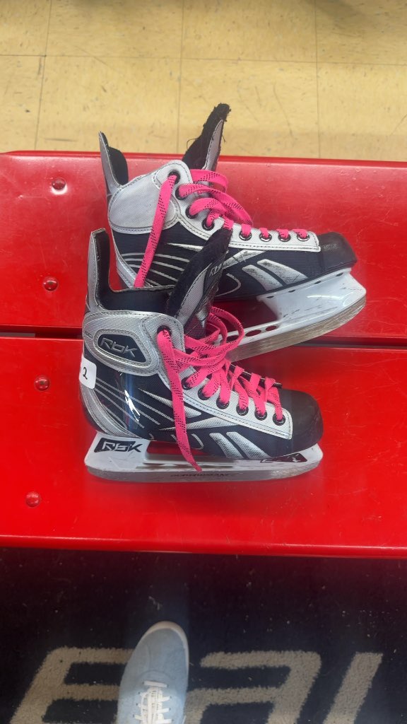 Reebok Hockey Skates Black/Silver/Pink Used Size 2