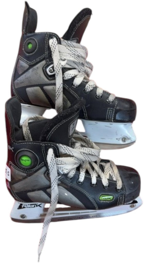 Reebok RBK Pump Hockey Skates Used Size 3.5