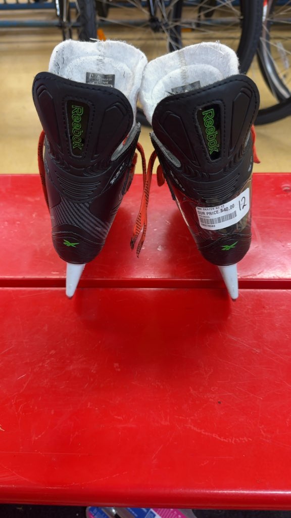 Reebok SC87-23 Hockey Skates Black/Orange Used Size 12