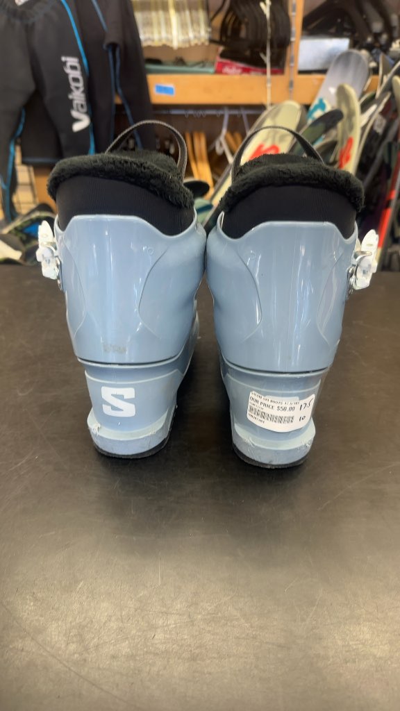 Salomon Kids Ski Boots T1 Light Blue Used Size 17.5