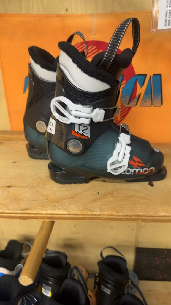 Salomon Kids T2 Ski Boots Blue/Black Used Size 18.5