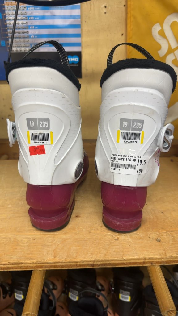 Salomon Kids T2 Ski Boots Magenta/White Used Size 19.5