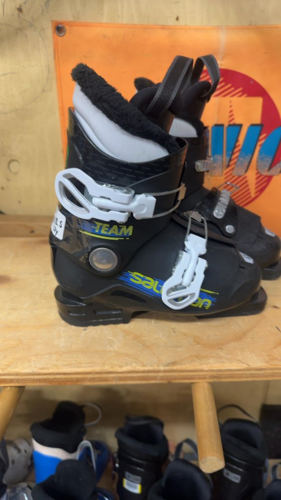 Salomon Team Kids Ski Boots Black Used Size 18.5
