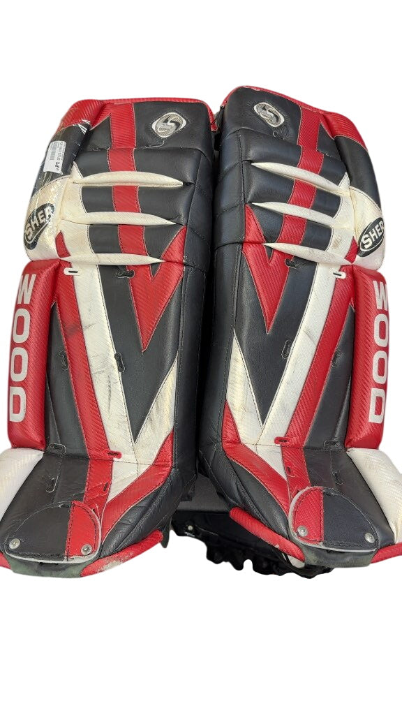 Sher-Wood Goalie Pads 3000 Red/Black/White Used 28"