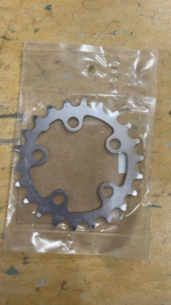 Shimano 22T Chainring New in Bag Silver