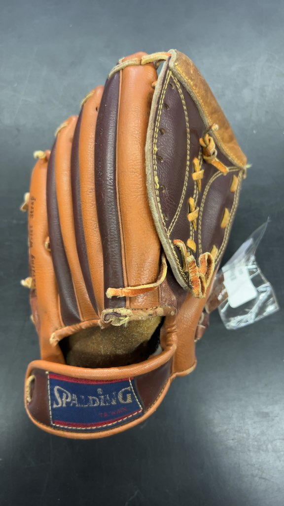 Spalding 42-225 Baseball Glove Brown 12"
