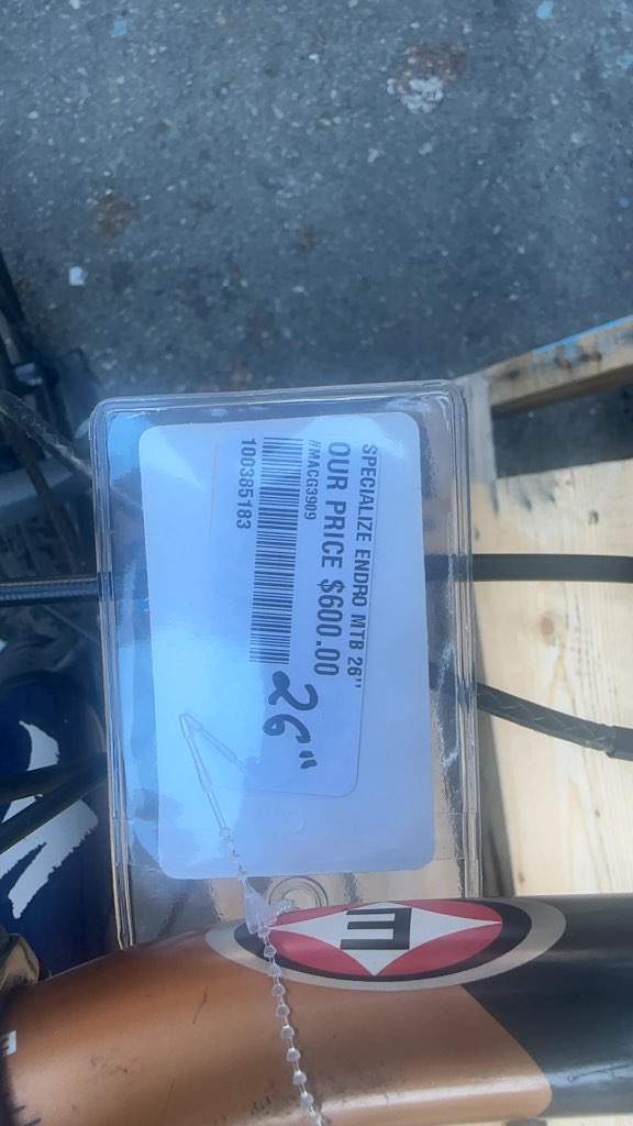 Specialized Enduro Full Suspension Mountain Bike - 26" Wheels