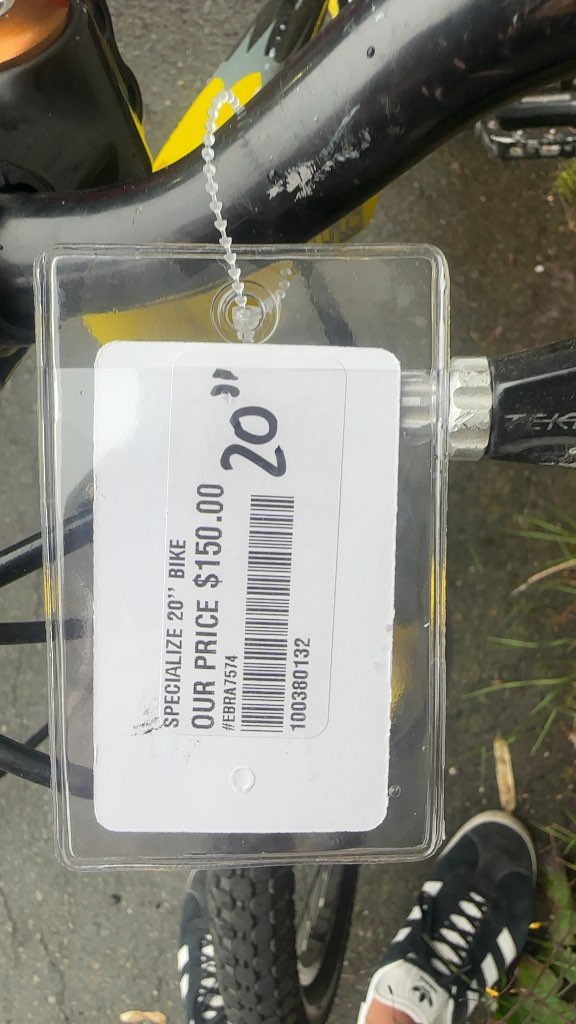 Specialized Kids Mountain Bike Hotrock 20 Yellow/Black Used 20"