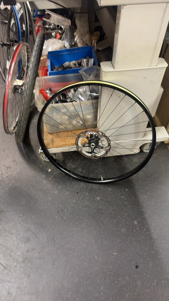Stan's Flow 27.5" Front Wheel - Shimano HB-MT410 Hub