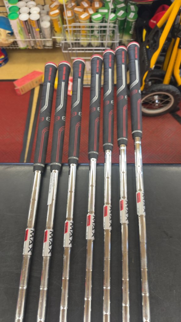 TaylorMade Iron Set SIM MAX OS 5-AW Used