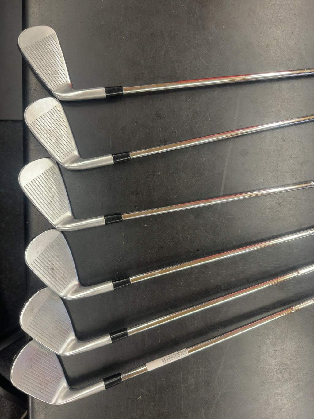 TaylorMade P790 Iron Set 5-PW
In very good shape 
Right handed irons