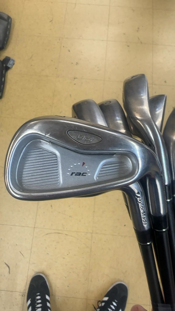 TaylorMade RAC OS Iron Set Used 3-9 Irons
UG65 flex R shafts