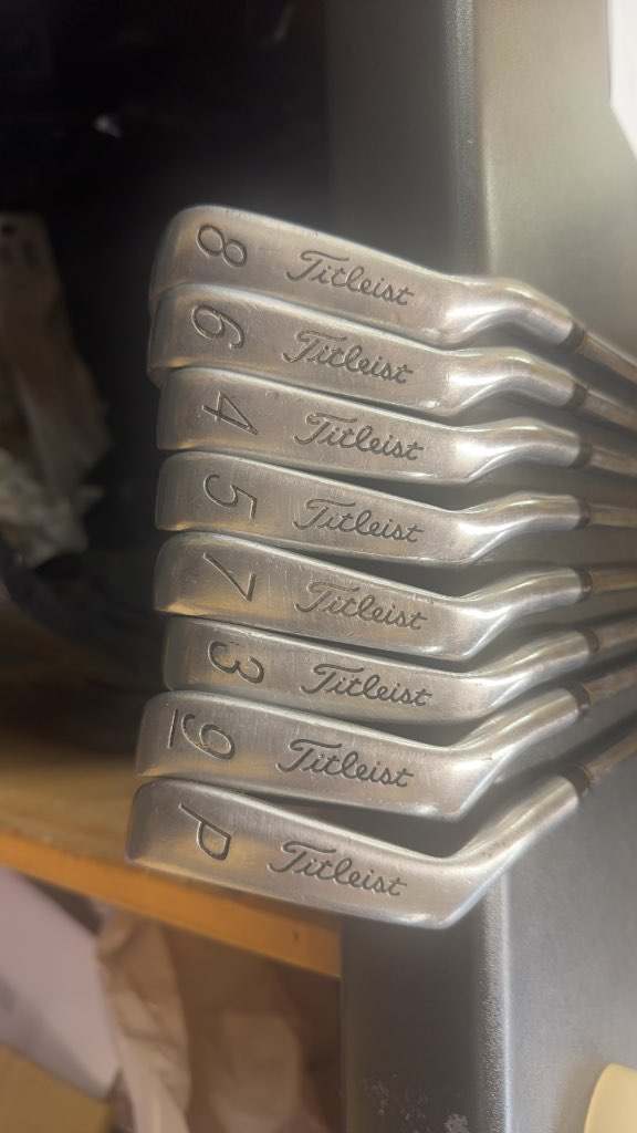 Titleist DTR Iron Set 3-PW Right-Handed
