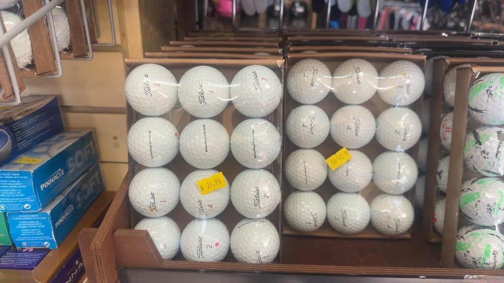 Titleist Pro V1x Golf Balls Used 12-PackB grade balls in good shape with all sorts of brands available