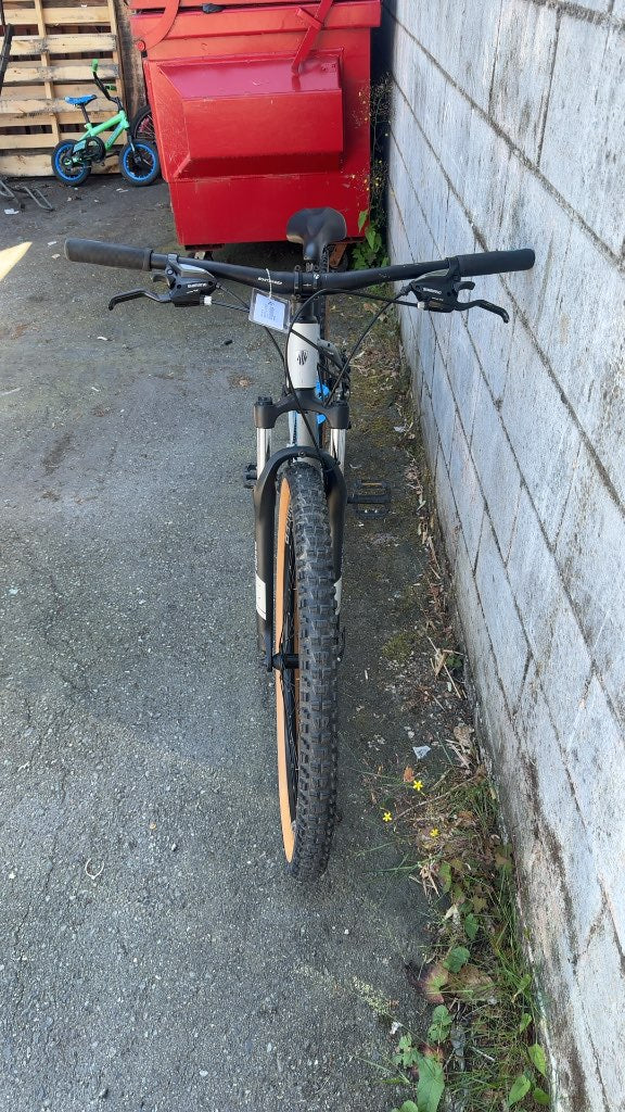 Trek Mountain Bike Marlin 4 Silver Used 29"