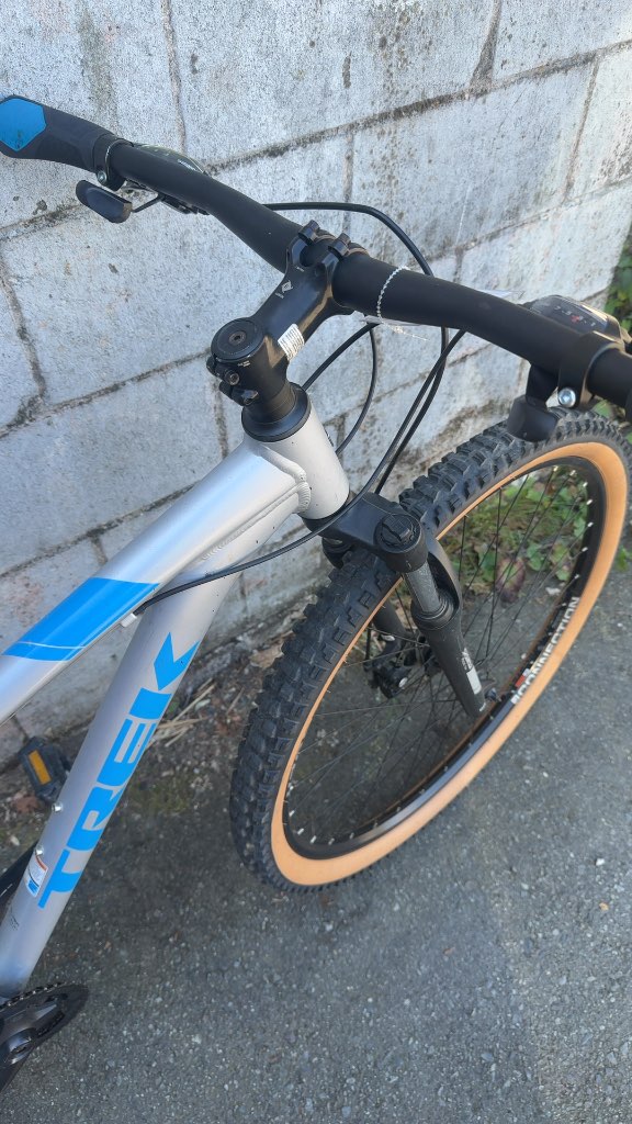 Trek Mountain Bike Marlin 4 Silver Used 29"