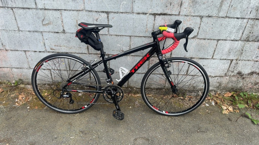 Trek Road Bike 1.1 26" Wheels Good Condition 39cm