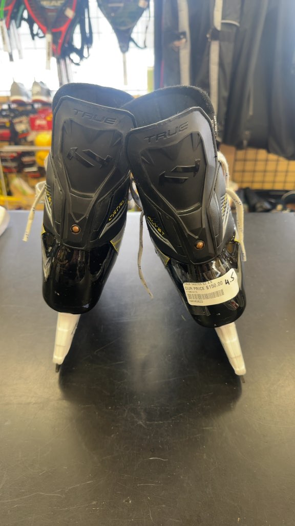 TRUE Hockey Skates Catalyst CAT5 Used Size 4.5