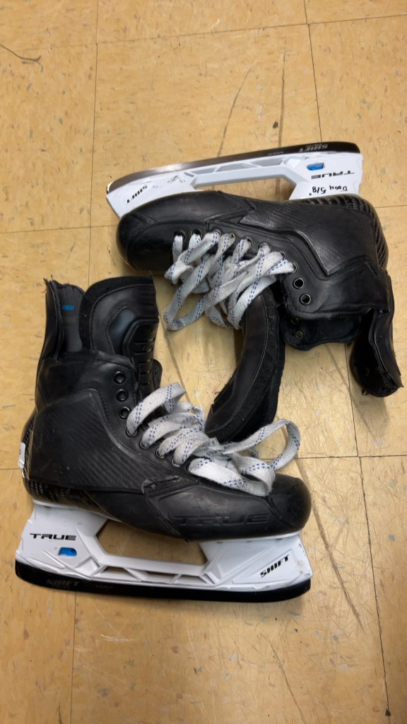 TRUE Hockey Skates SHIFT Size 10