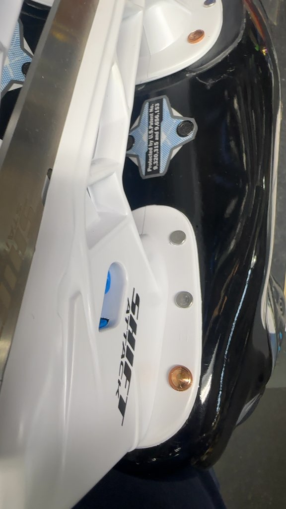TRUE TF7 Goalie Skates Size 11-Brand New