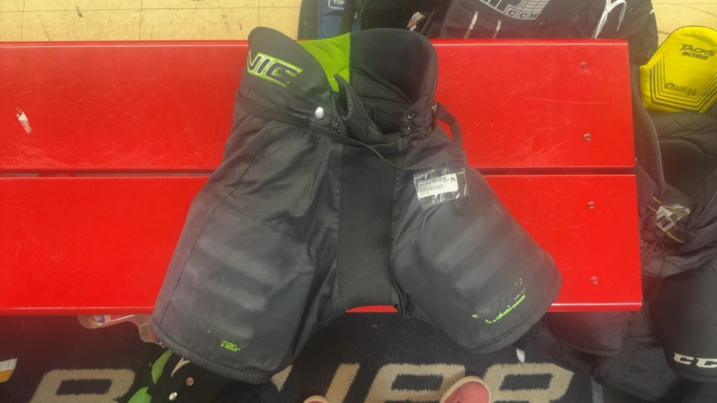 VIC Junior Hockey Pants Black Used Size Medium