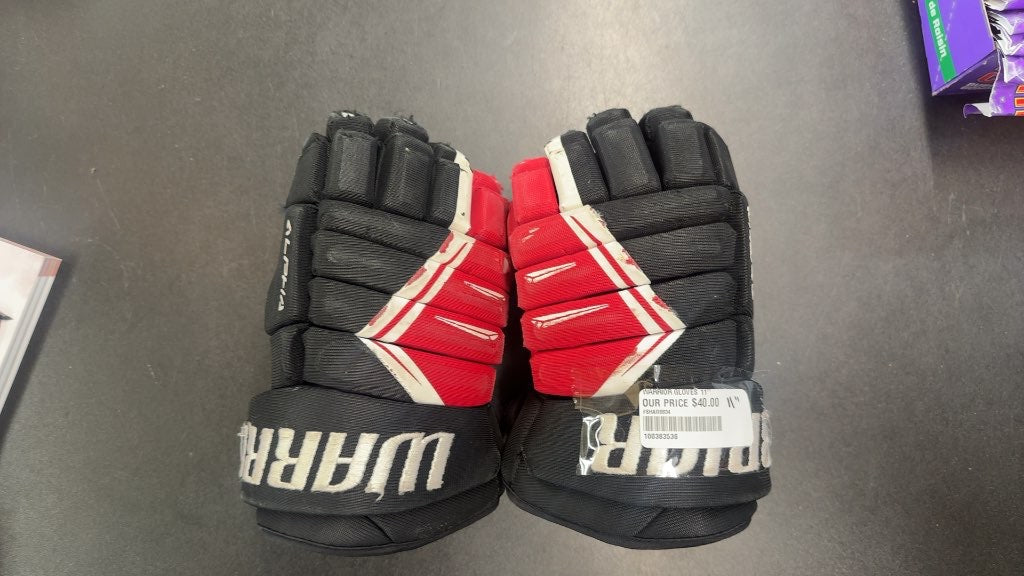 Warrior Hockey Gloves Alpha DX4 Black/Red/White Used 11"