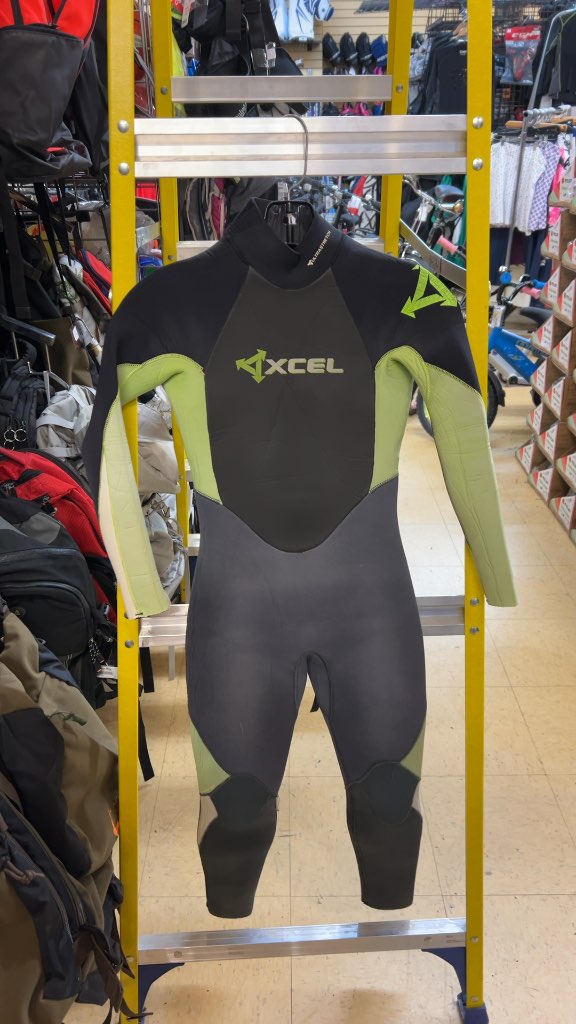XCEL Full Wetsuit Ultrastretch Junior Good Condition JR