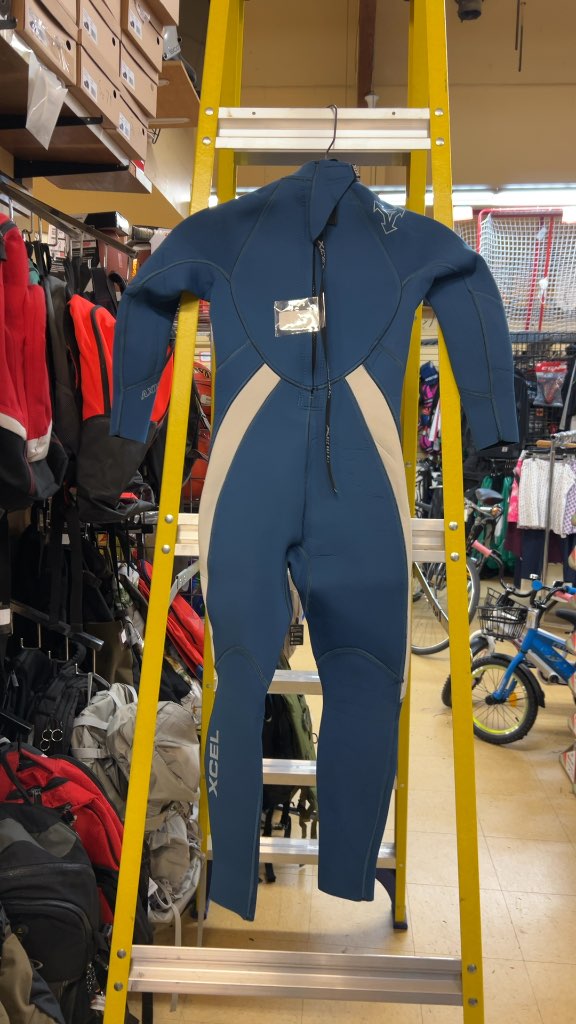 XCEL Wetsuit Axis 3/2mm Good Condition Size 8