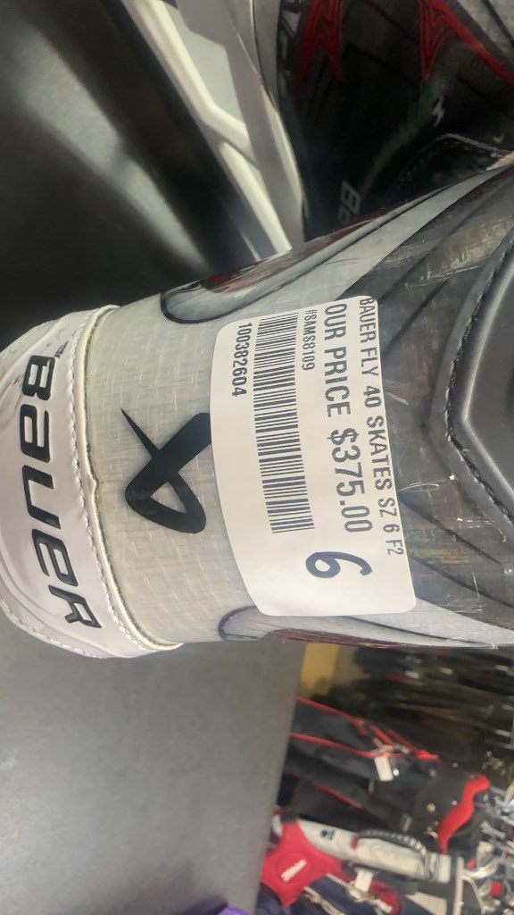 Bauer Hockey Skates Vapor X-Fly 40 Great Condition Size 6 Fit 2