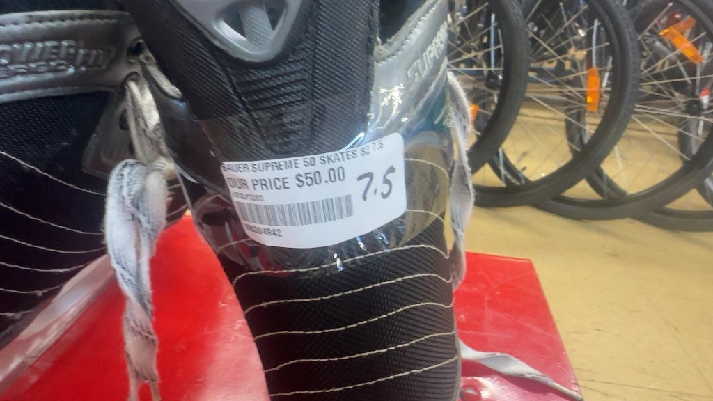 Bauer Supreme 50 Ice Hockey Skates - Size 7.5 in great condition
