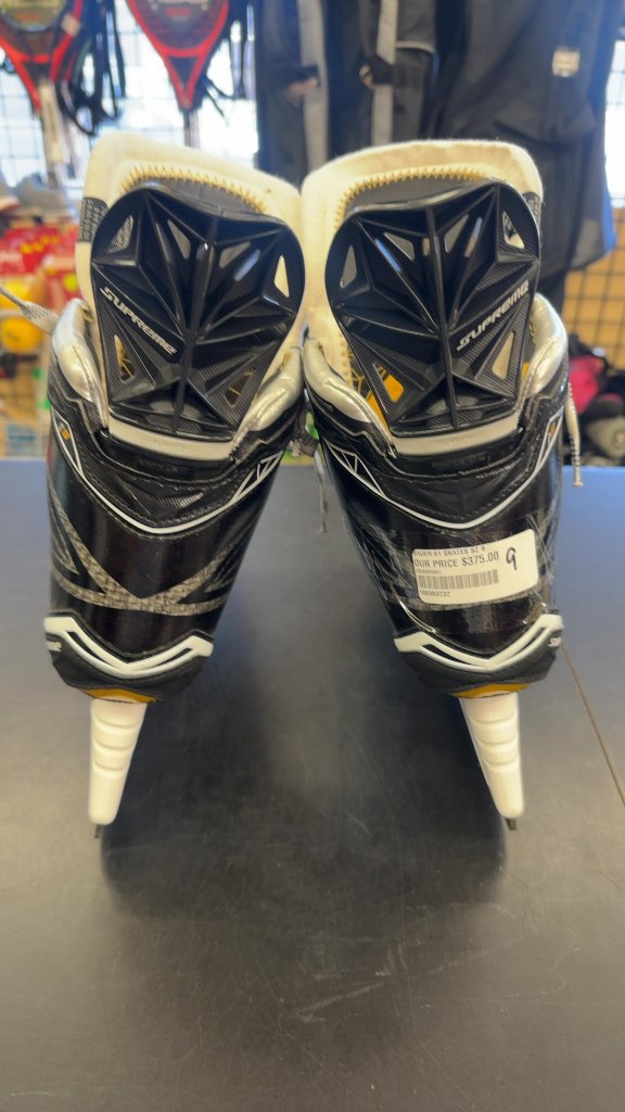 Bauer Supreme S1 Hockey Skates Used twice Size 9