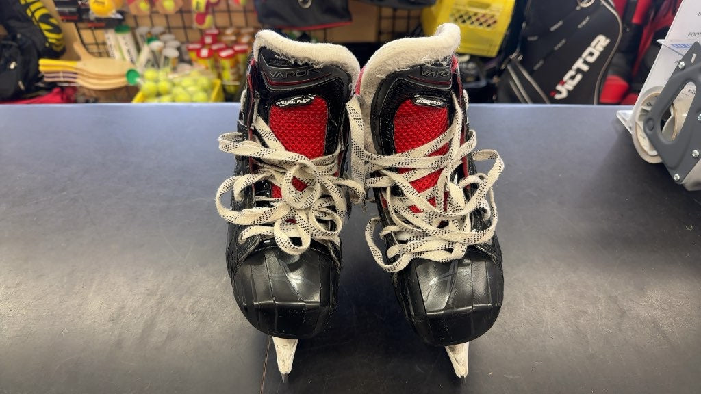 Bauer Vapor 1X Goalie Skates - Size 4.5 in very good shape