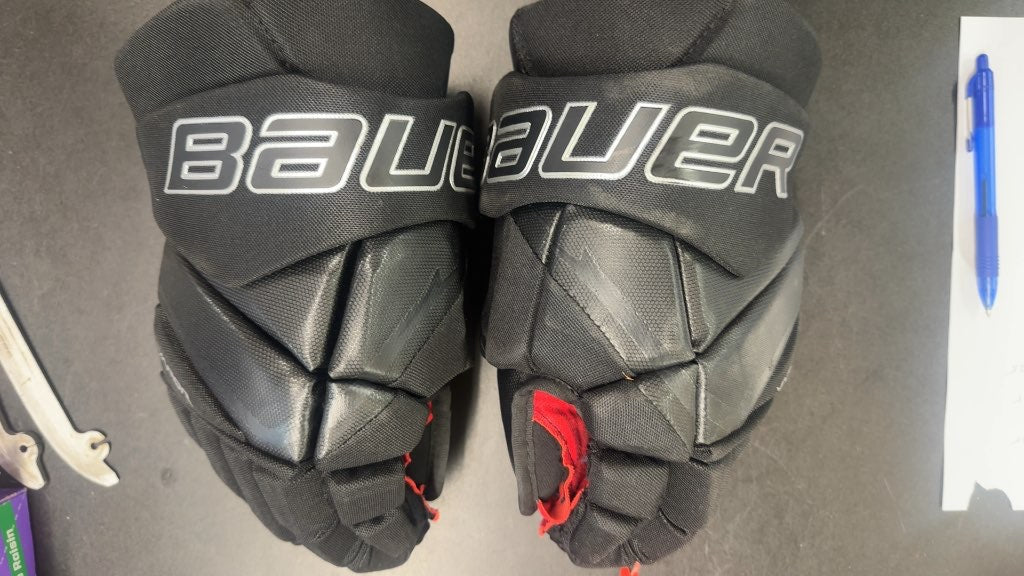 Bauer Vapor Fly 40 Hockey Gloves Used 14"excellent condition
