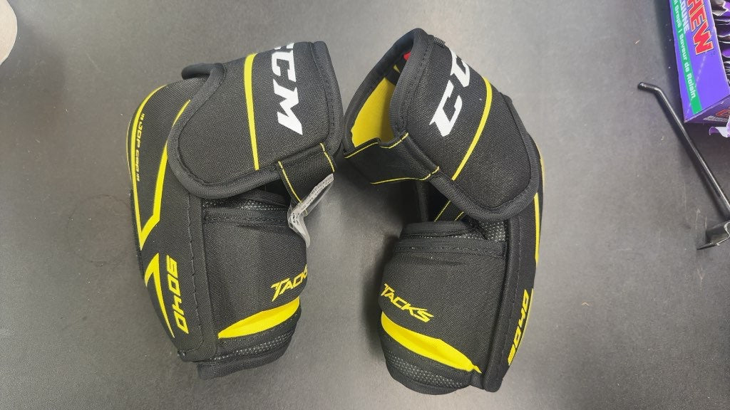 CCM Hockey Elbow Pads Tacks 9040 Black/Yellow very Good Condition Senior Medium