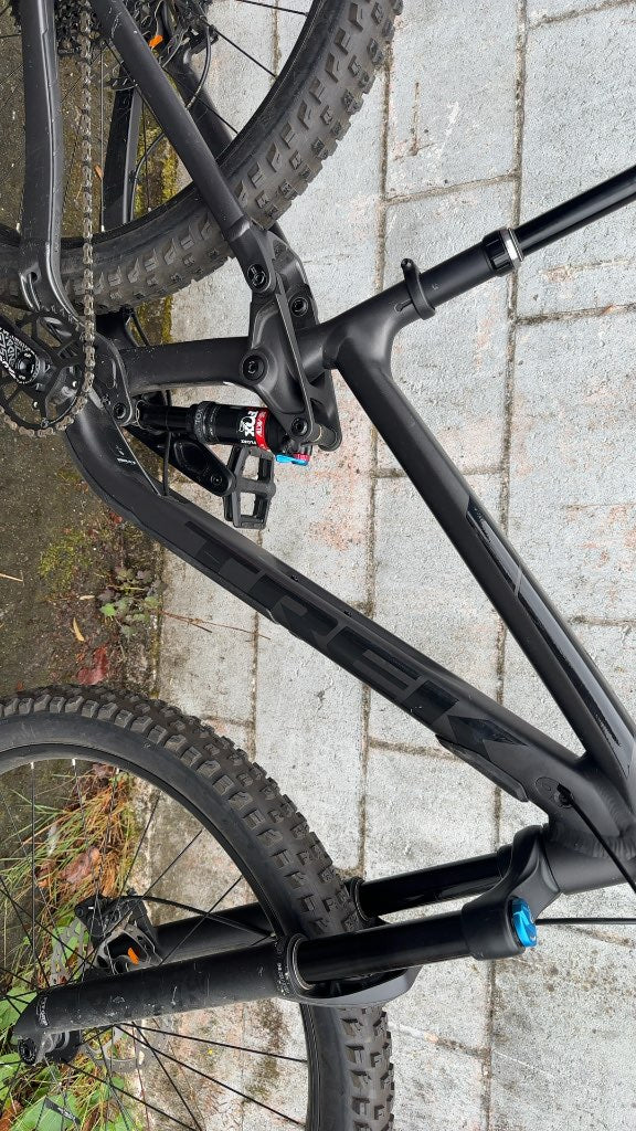 Trek Fuel EX 8 Mountain Bike - 27.5" Wheels