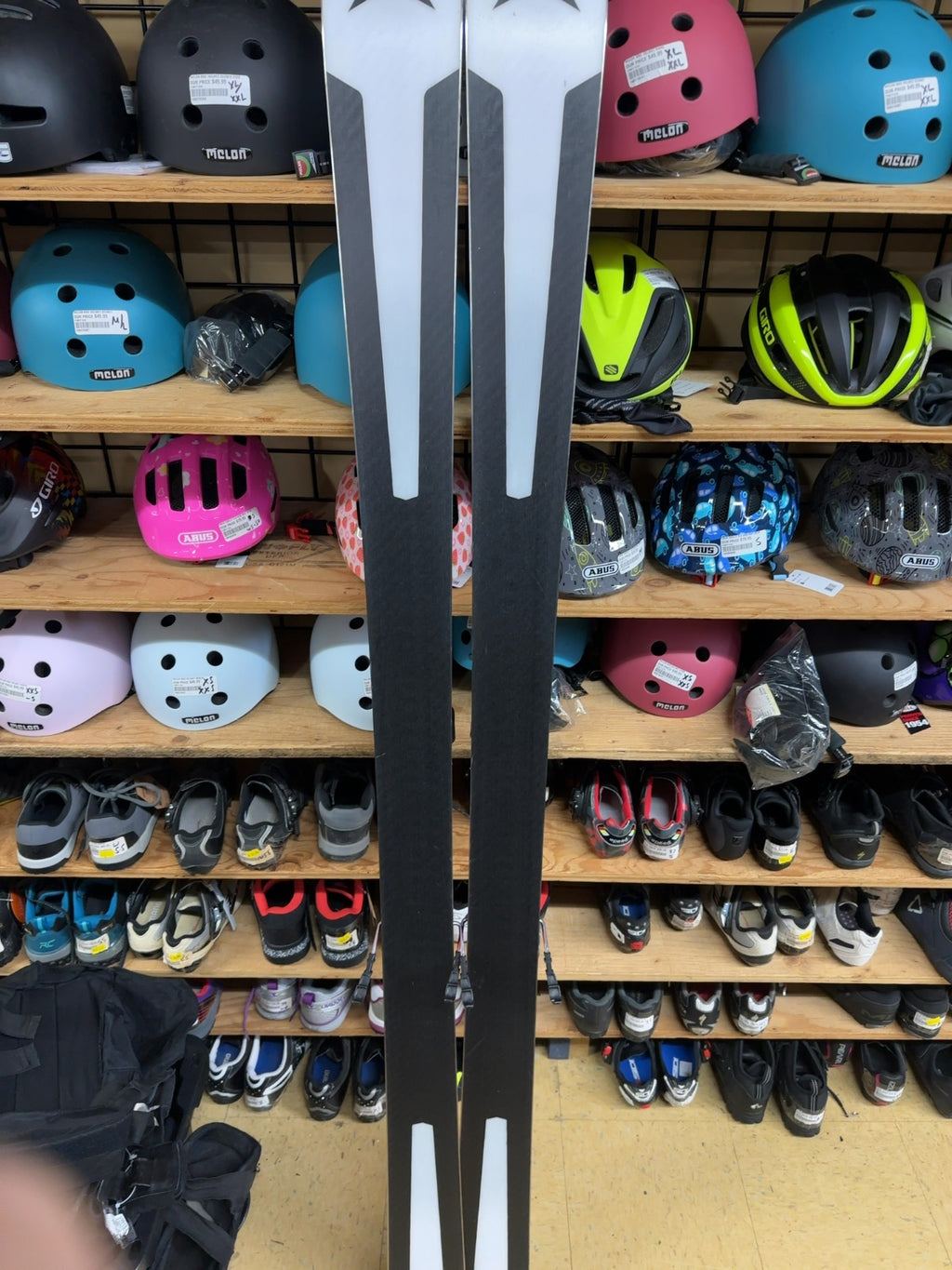Atomic Vantage 90 TI Skis with Marker Bindings - 184 cm