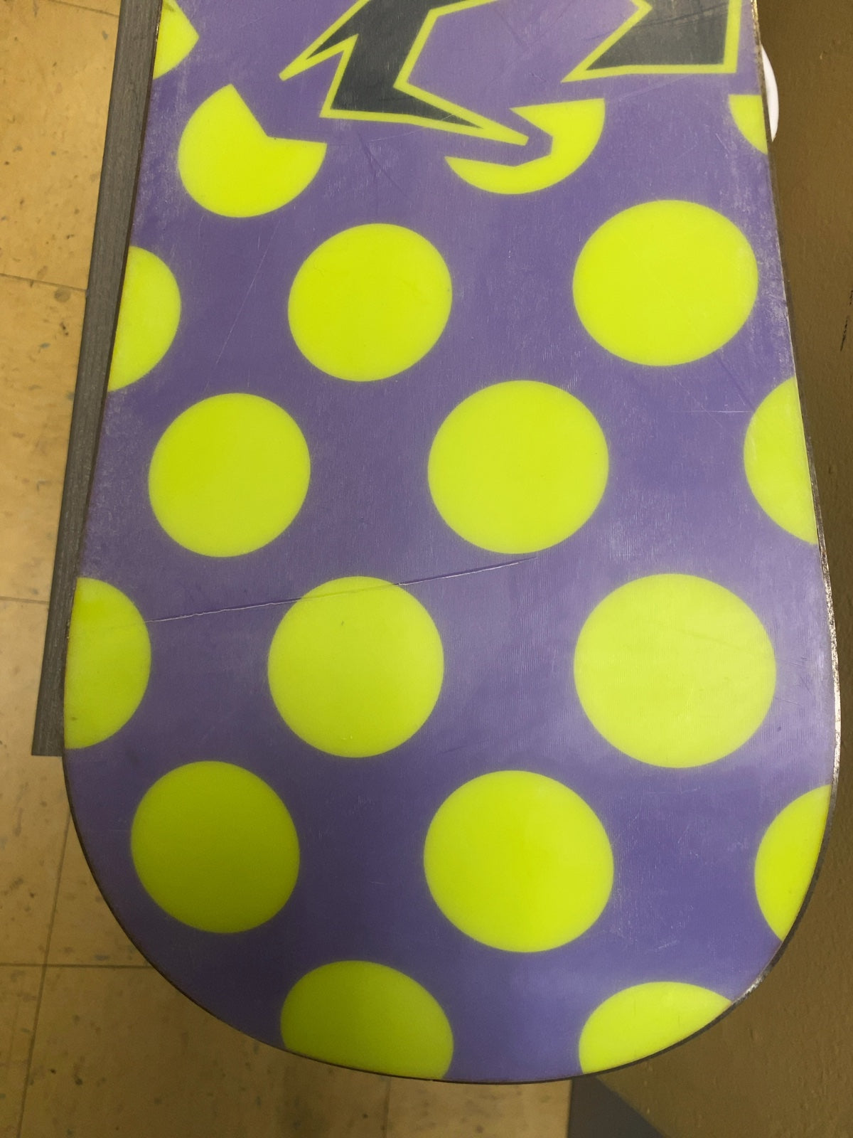 Atomic Pivot Snowboard with Bindings 135 cm