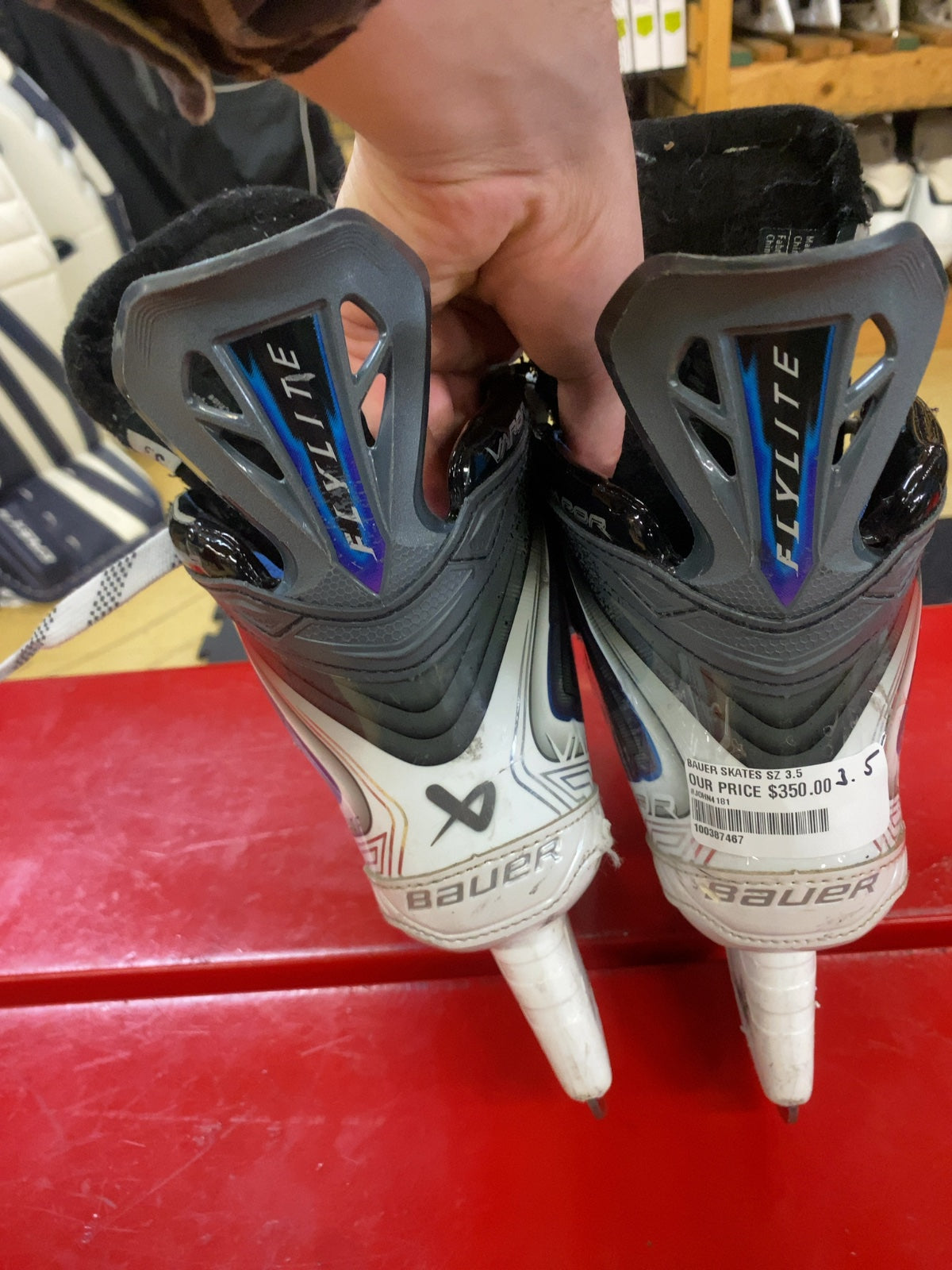 Bauer Vapor Flylite Hockey Skates - Size 3.5 D