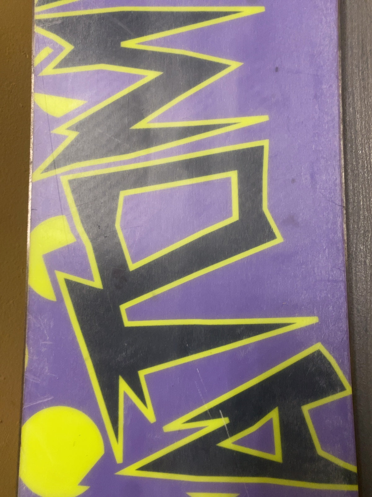 Atomic Pivot Snowboard with Bindings 135 cm