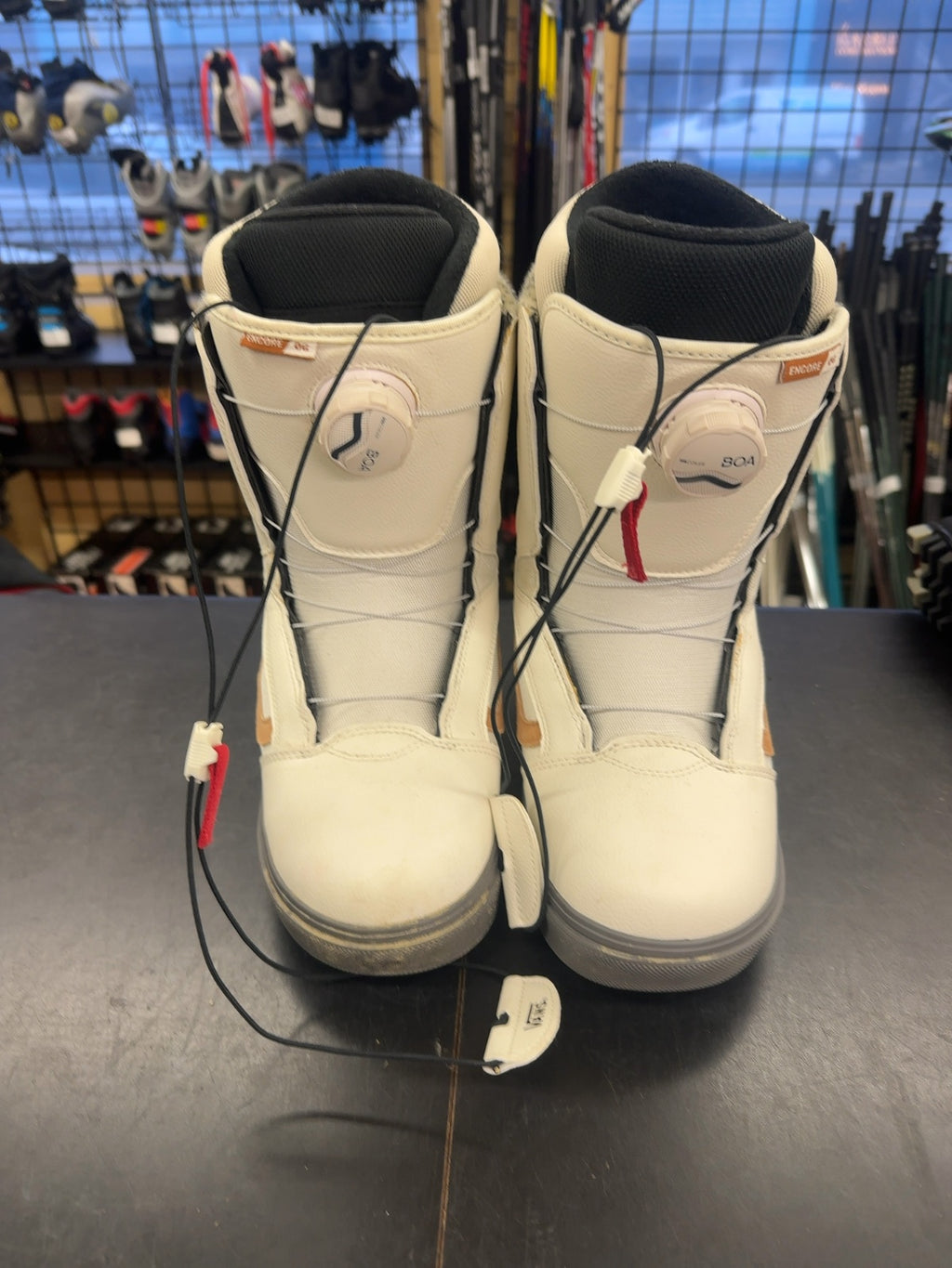 Vans Encore OG Snowboard Boots Women's Size 8