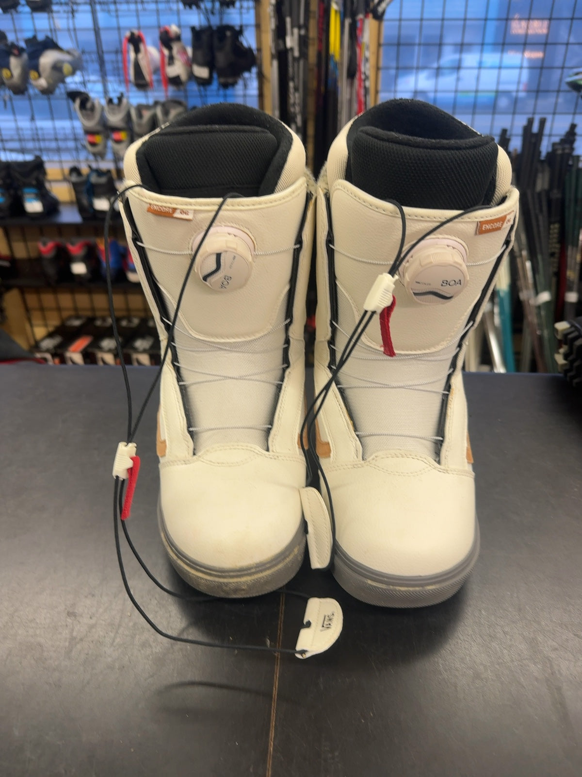 Vans Encore OG Snowboard Boots Women's Size 8