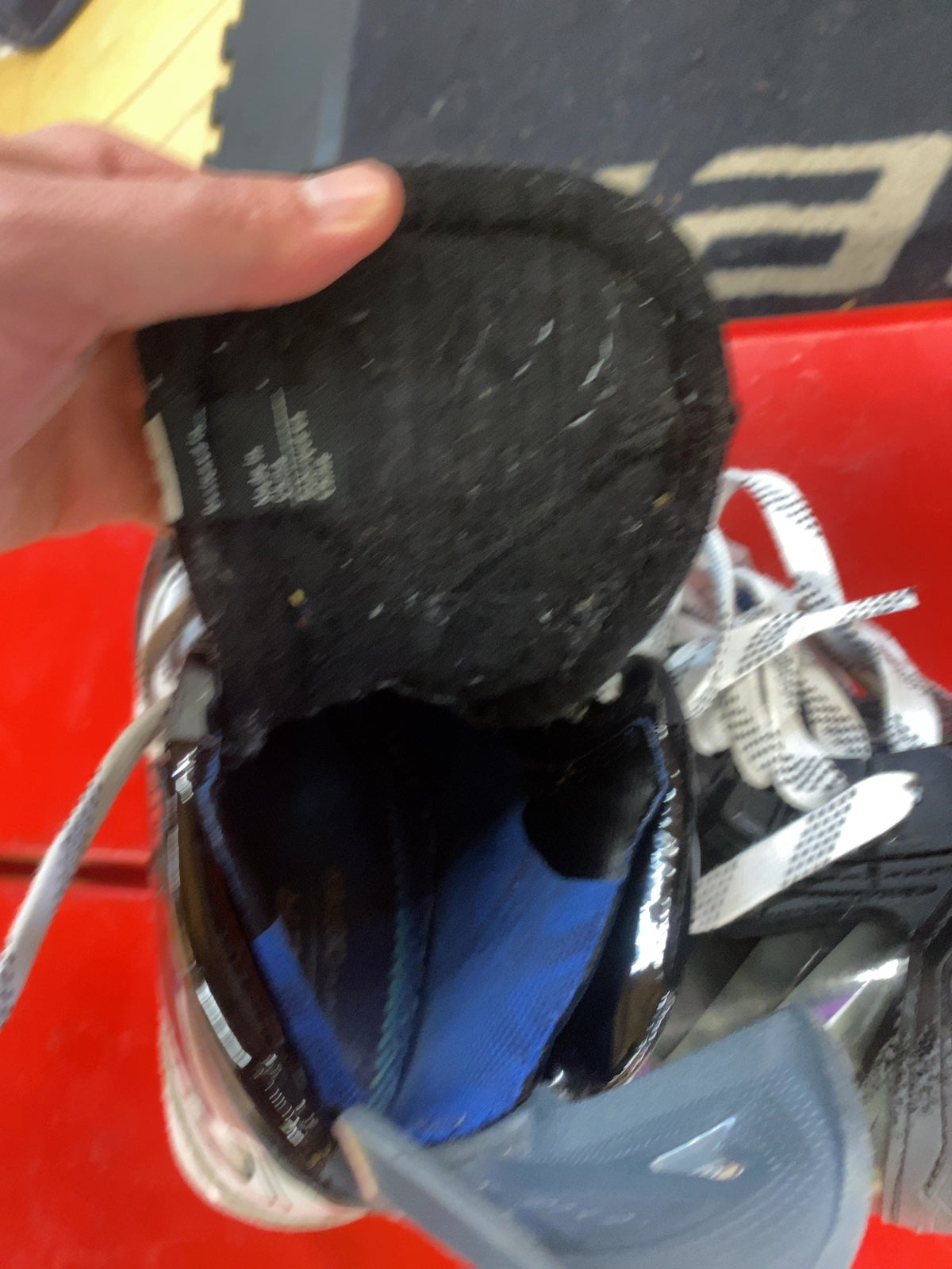 Bauer Vapor Flylite Hockey Skates - Size 3.5 D