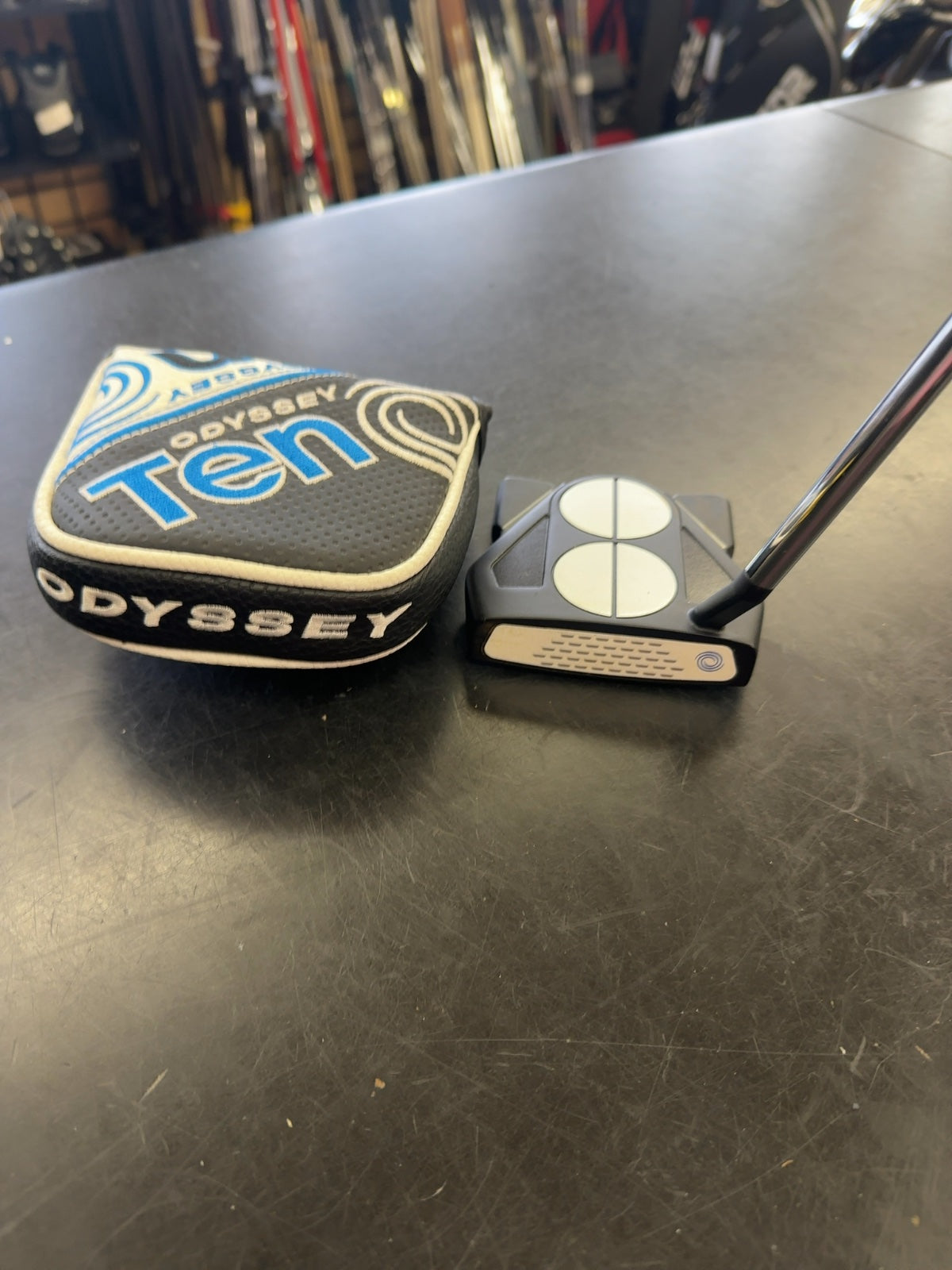 Odyssey 2-Ball Ten Tour Lined Putter
